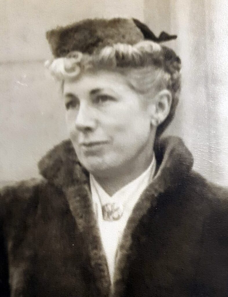 Claire Enright Heydecker