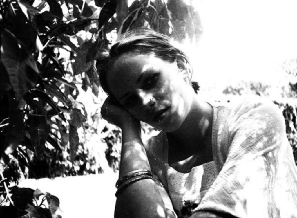 Jeanne Heydecker Studying Physics at the Hanging Gardens in Bombay, 1976